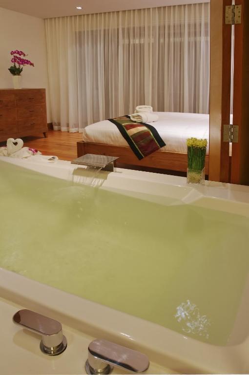 Pearl Of Naithon Hotell Eksteriør bilde